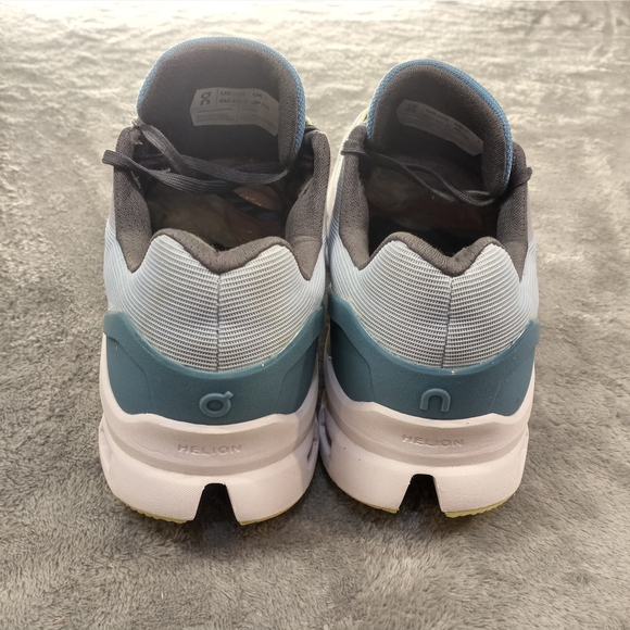 On Cloudstratus Womens  Chambray/Lavender On Running White and Gray Sneakers W9 - Picture 7 of 14